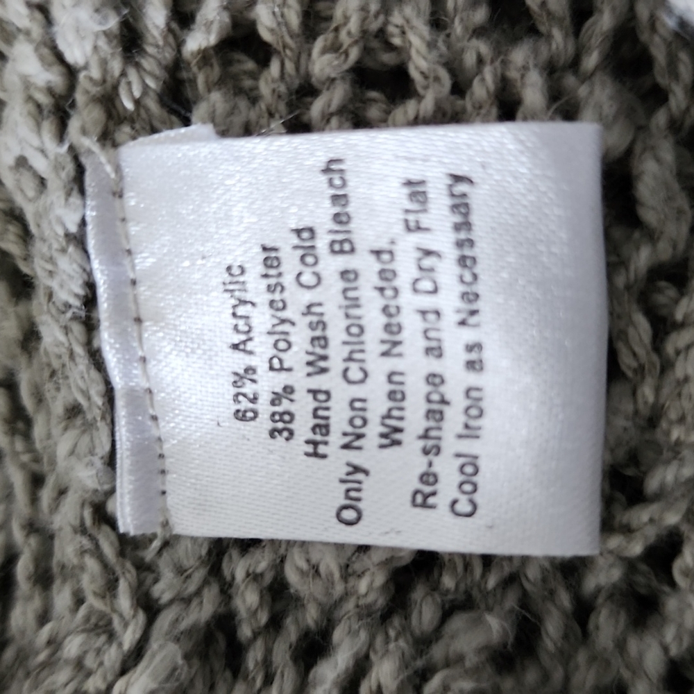 Windi River Sweater - Picture 9 of 9